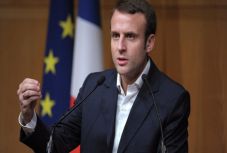 Macron: új fejezetet kell írni az EU történetében, különben végünk
