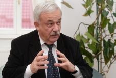 Kató Béla: a román állam eldöntötte a restitúció leállítását