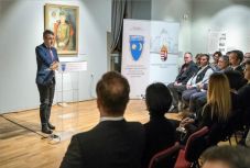 Potápi: véget ért a száz év magány a Kárpát-medencében