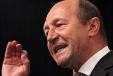 Băsescu megszakítaná Románia diplomáciai kapcsolatait Magyarországgal