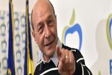 Ambrus Attila: Băse, a lájkvadász