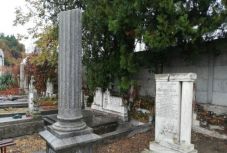 Összefogással mentik meg „a legnagyobb aradi magyar” sírhelyét