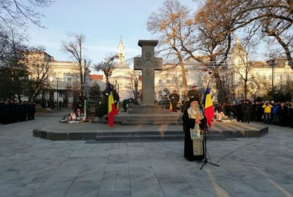Szűk körben ünnepeltek a hatóságok Aradon