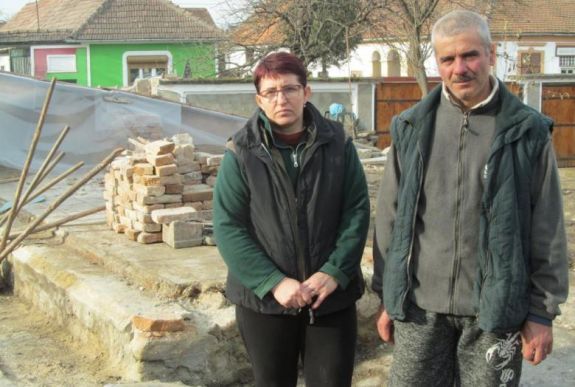 Segítsünk a tűz miatt fedél nélkül maradt miklósvári családnak!