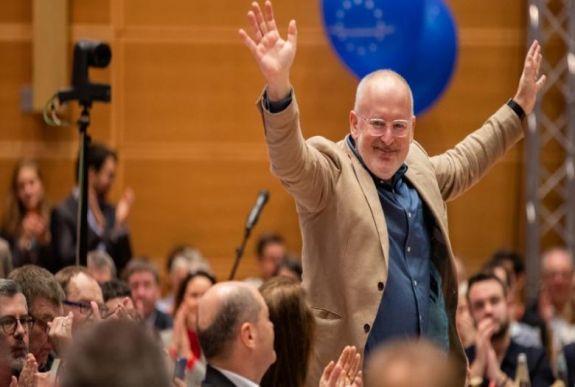 Timmermans lett az Európai Szocialisták Pártjának csúcsjelöltje