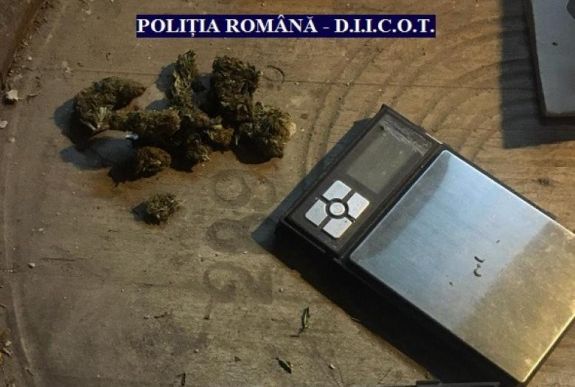 Drogkereskedőt kaptak el Kürtösön