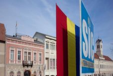 Mit üzen a román többségnek a centenáriumon? Publicistáinkat kérdeztük