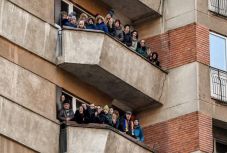 Több tízezren vettek részt a gyulafehérvári katonai parádén