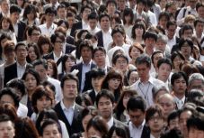 Egyedi módszerrel küzdene a túlnépesedés ellen a japán kormány