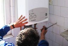 Milliókat érint: megadóztatnák a lakáshőközpontokat