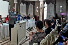 Winkler: a kormánynak át kellene csoportosítania az uniós forrásokat