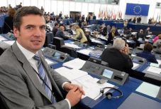 Herbert Dorfmann: az EU feladata is biztosítani a nemzeti kisebbségek védelmét