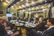 A magyar oktatást érintő kérdésekről tájékoztatták az ENSZ kisebbségügyi különmegbízottját Marosvásárhelyen