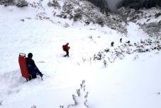 Megölt a lavina egy turistát a Bucsecs-hegységben