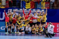Női kézilabda Eb: az oroszokkal elődöntőznek a román lányok