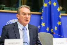 Winkler Gyula EP-képviselő: formálódó, vajúdó Európai Uniónak vagyunk a tagjai