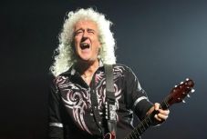 A Queen asztrofizikus gitárosa írt dalt a NASA történelmi űrmissziójához