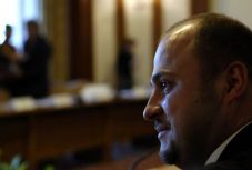 Jogerősen három év börtönre ítélték Olosz Gergelyt