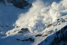 Nagy a lavinaveszély a Fogarasi-havasokban és a Bucsecs-hegységben