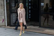 Visszavonták Elena Udrea és Alina Bica kiadatási kérelmét