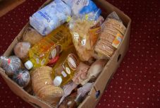 Legyen hagyomány az adomány: négy tonna élelmiszer gyűlt össze