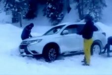 A Bucsecs-hegységben rekedt több turista a hó miatt