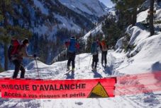 Negyven percig hevert a lavina alatt egy 12 éves kisfiú