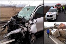 Balesetezett egy utasokkal teli mikrobusz, sok a sérült