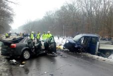 Két személy meghalt egy balesetben Szászrégen közelében