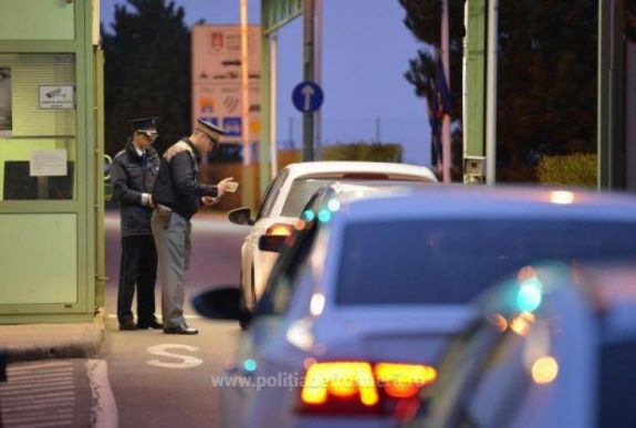 Kétmillióan keltek át a határon az ünnepek alatt