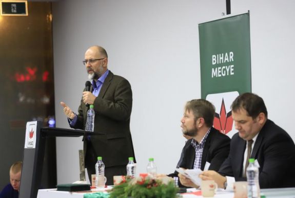 Kelemen Hunor megszerezte a Bihar megyei RMDSZ támogatását 