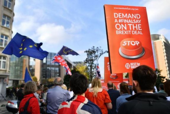 Még a konzervatívok szerint is új brexit-népszavazásra van szükség