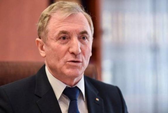 Augustin Lazăr: az alkotmánybíróság döntései csak a jövőre nézve érvényesek