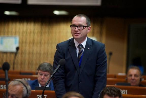 Korodi: az ET közgyűlése nem kerülheti meg a kollektív jogokra vonatkozó  határozatokat