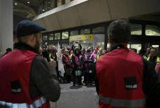 Németország: több száz járatot töröltek reptéri sztrájkok miatt