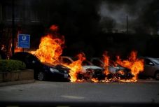 Robbantottak a kenyai terrortámadás helyszínén, eddig 15 halott van