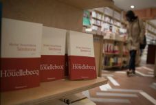 Már nem kell sokáig várni a legújabb Houellebecq-regény román fordítására