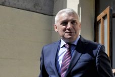 Beiratkozott Victor Ponta pártjába Adrian Ţuţuianu volt PSD-s szenátor