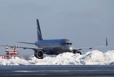 Megpróbáltak eltéríteni egy orosz utasszállítót