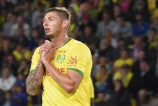 Eltűnt a La Manche-csatorna fölött a klubrekorder csatárt szállító repülő