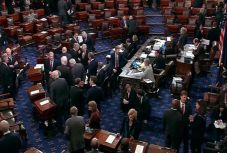 USA: elbuktak a kormányzati leállás megszüntetését célzó tervezetek