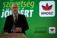 Kelemen Hunor az SZKT ülésén: a szövetség- és közösségépítésnek folytatódnia kell