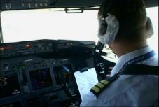 Húsz perc repülés után visszatért az Otopeni repülőtérre a Tarom szaloniki járata