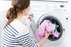Ezért nem kell 60 fokon mosni a ruhákat