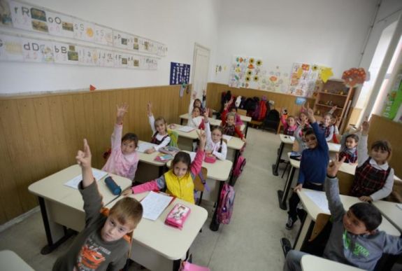 Tanügyminiszter: minden iskolát fertőtlenítenek a jövő héten