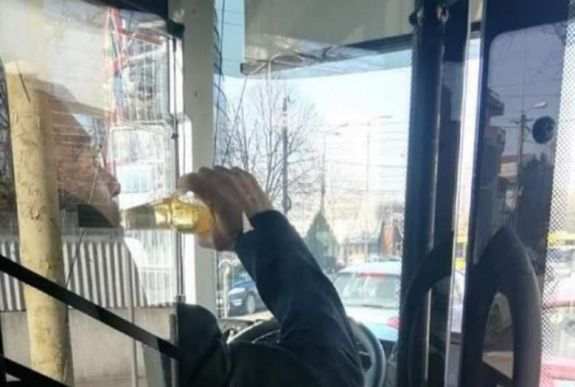 Szeszes italt ivott egy román buszsofőr vezetés közben