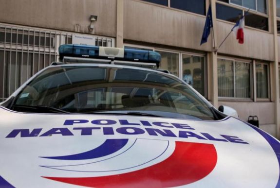 Egy félelmet nem ismerő román prostiról írnak a francia lapok