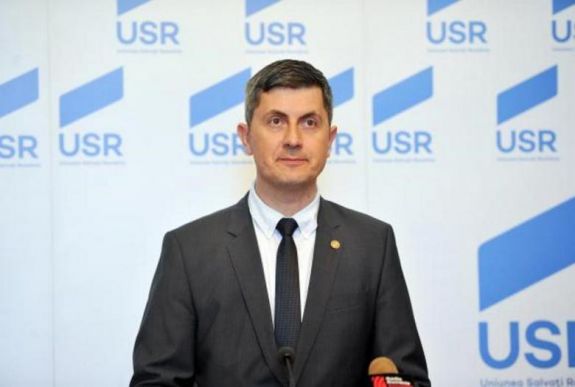 USR: meg kell támadni az alkotmánybíróságon az igazságügyi törvények újabb módosításait