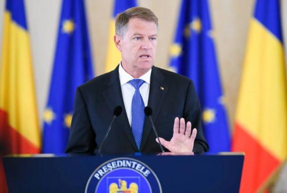 Klaus Johannis államfő megtámadja az alkotmánybíróságon a költségvetési törvényt