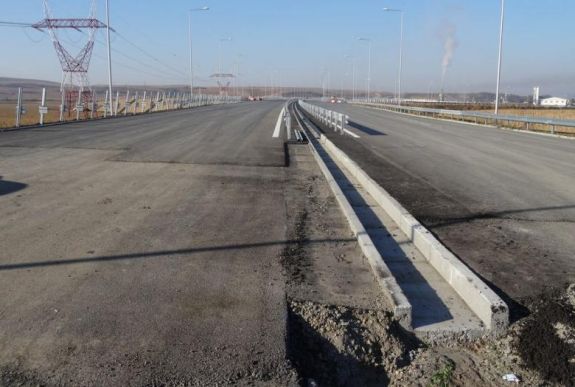 Miniszter: év végéig 180 kilométer autópályát adunk át a forgalomnak